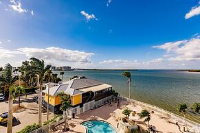 Lovers Key Resort Suite 1