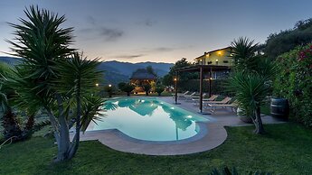 Villa Vittorio 6 2 Emma Villas