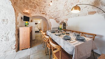 Trulli Biancapetra 8 2 Emma Villas