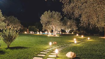 Trulli Biancapetra 8 2 Emma Villas