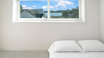 Gangneung Lacblanc Pension