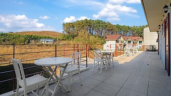 Gangneung Lacblanc Pension