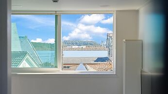 Gangneung Lacblanc Pension