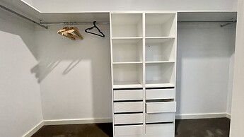 StayAU Modern 4BR Townhouse Bayswater