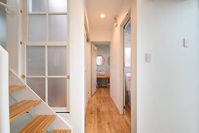 Wakoso Harmonious Light West
