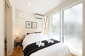 Wakoso Harmonious Light West