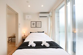 Wakoso Harmonious Light West