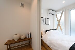 Wakoso Harmonious Light West