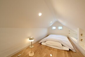 Wakoso Harmonious Light West