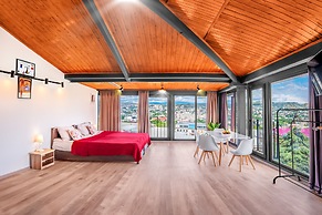 H&B apartments Pier Kobakhidze