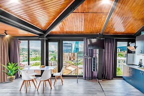 H&B apartments Pier Kobakhidze