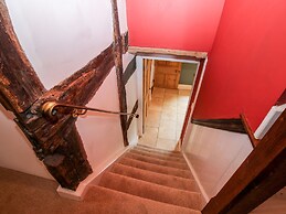 Pentre Hall