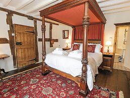 Pentre Hall