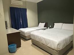 OYO 90896 Gold Hill Hotel