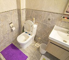 Lux Suites Silver Habor Apartments