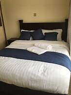 Lux Suites Silver Habor Apartments