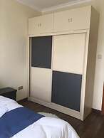 Lux Suites Silver Habor Apartments