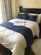 Lux Suites Silver Habor Apartments