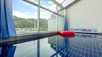 Gyeongju Joypoolvilla&kidspension