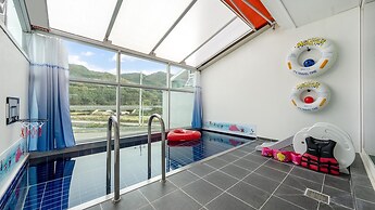 Gyeongju Joypoolvilla&kidspension