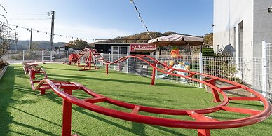 Gyeongju Joypoolvilla&kidspension