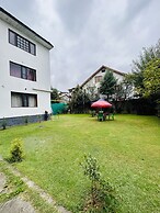 The Iceland Hotel Srinagar