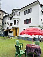 The Iceland Hotel Srinagar
