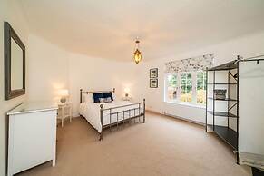 The Bensil - Carnoustie Meets The Hamptons