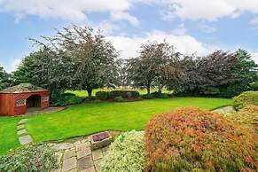 The Bensil - Carnoustie Meets The Hamptons