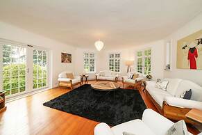 The Bensil - Carnoustie Meets The Hamptons