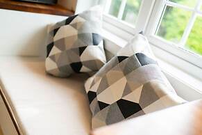 The Bensil - Carnoustie Meets The Hamptons