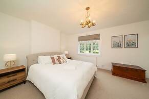 The Bensil - Carnoustie Meets The Hamptons