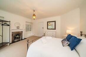 The Bensil - Carnoustie Meets The Hamptons