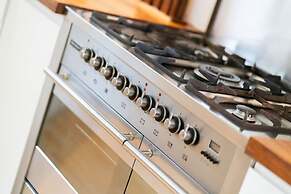 The Bensil - Carnoustie Meets The Hamptons