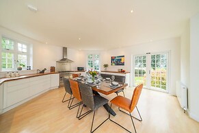 The Bensil - Carnoustie Meets The Hamptons