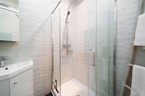 The Bensil - Carnoustie Meets The Hamptons