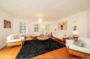 The Bensil - Carnoustie Meets The Hamptons