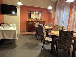 Hotel Almond