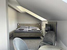 Hotel Almond