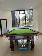 Lux Suites Perry West Luxurios Apartment