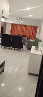 Lux Suites Perry West Luxurios Apartment