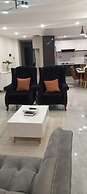 Lux Suites Perry West Luxurios Apartment