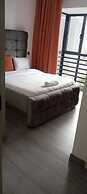 Lux Suites Perry West Luxurios Apartment
