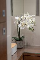 Apartment Nowy Świat Warsaw by Renters