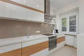 Apartment Nowy Świat Warsaw by Renters