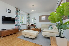 Apartment Nowy Świat Warsaw by Renters