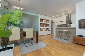 Apartment Nowy Świat Warsaw by Renters