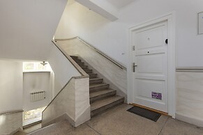 Apartment Nowy Świat Warsaw by Renters