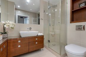 Apartment Nowy Świat Warsaw by Renters