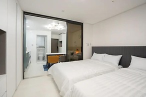 Seomun Residence Hotel